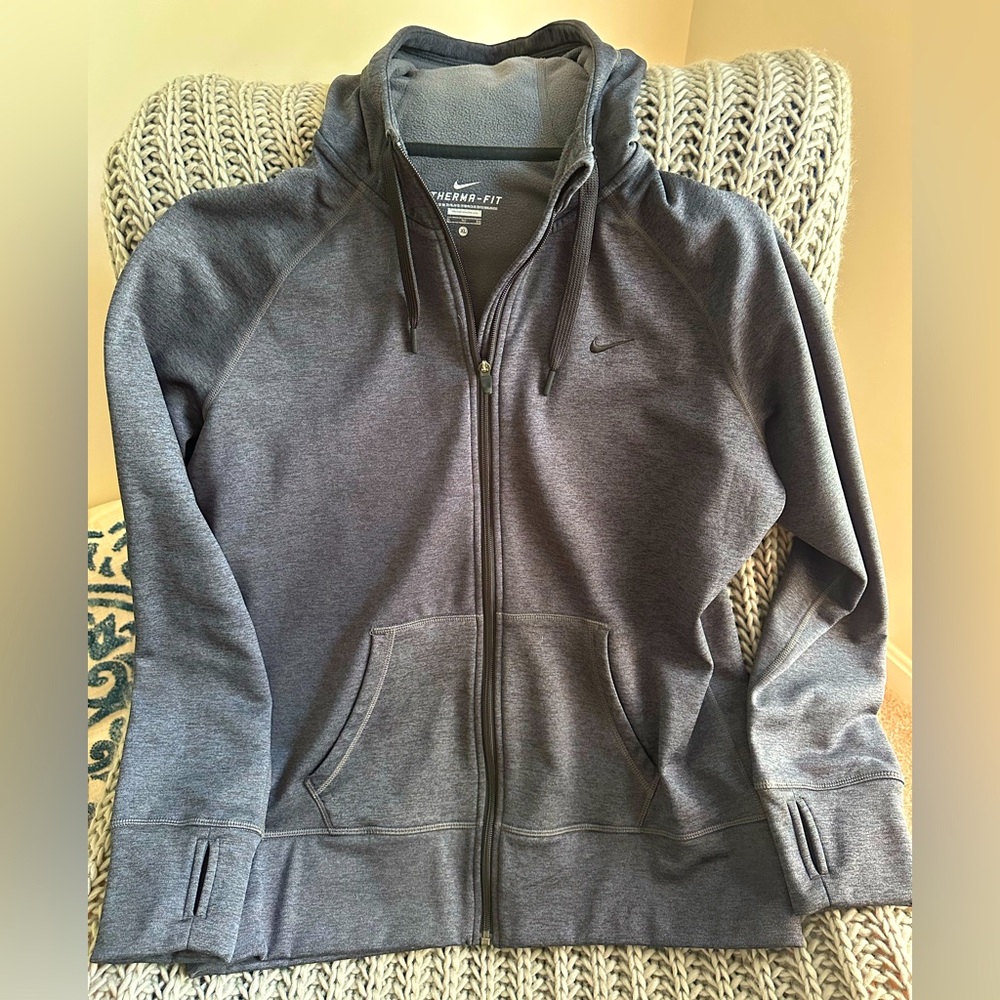 Women’s Nike Therma-fit full zip, fleece lined jacket